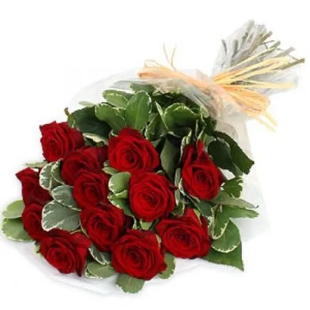 Red-Roses-Bouquet
