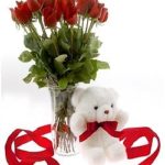 24-red-roses-vase-teddy