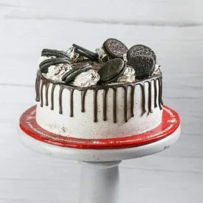 Send Oreo Cake 2 lb from Kababjees Bakers to Karachi